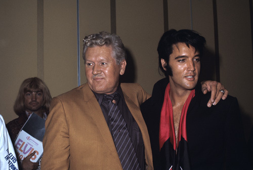 Elvis Presley with his father Vernon1969© 1978 Gary Lewis