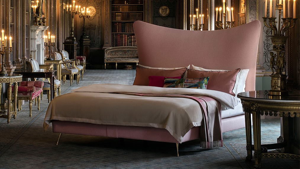 Savoir bed called "Amelia"